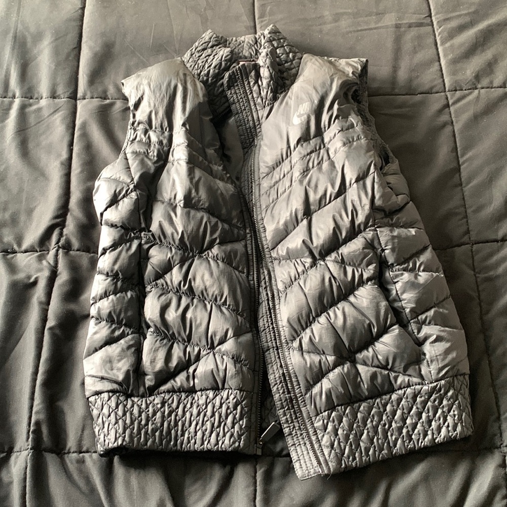 Nike Black Puffer Vest